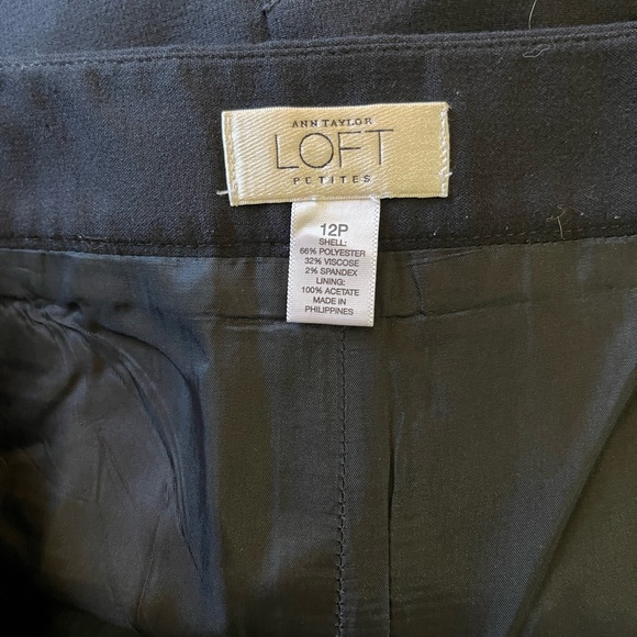 Loft - Navy Blue suit with amazing button detail! Sz 12p - Picture 5 of 5